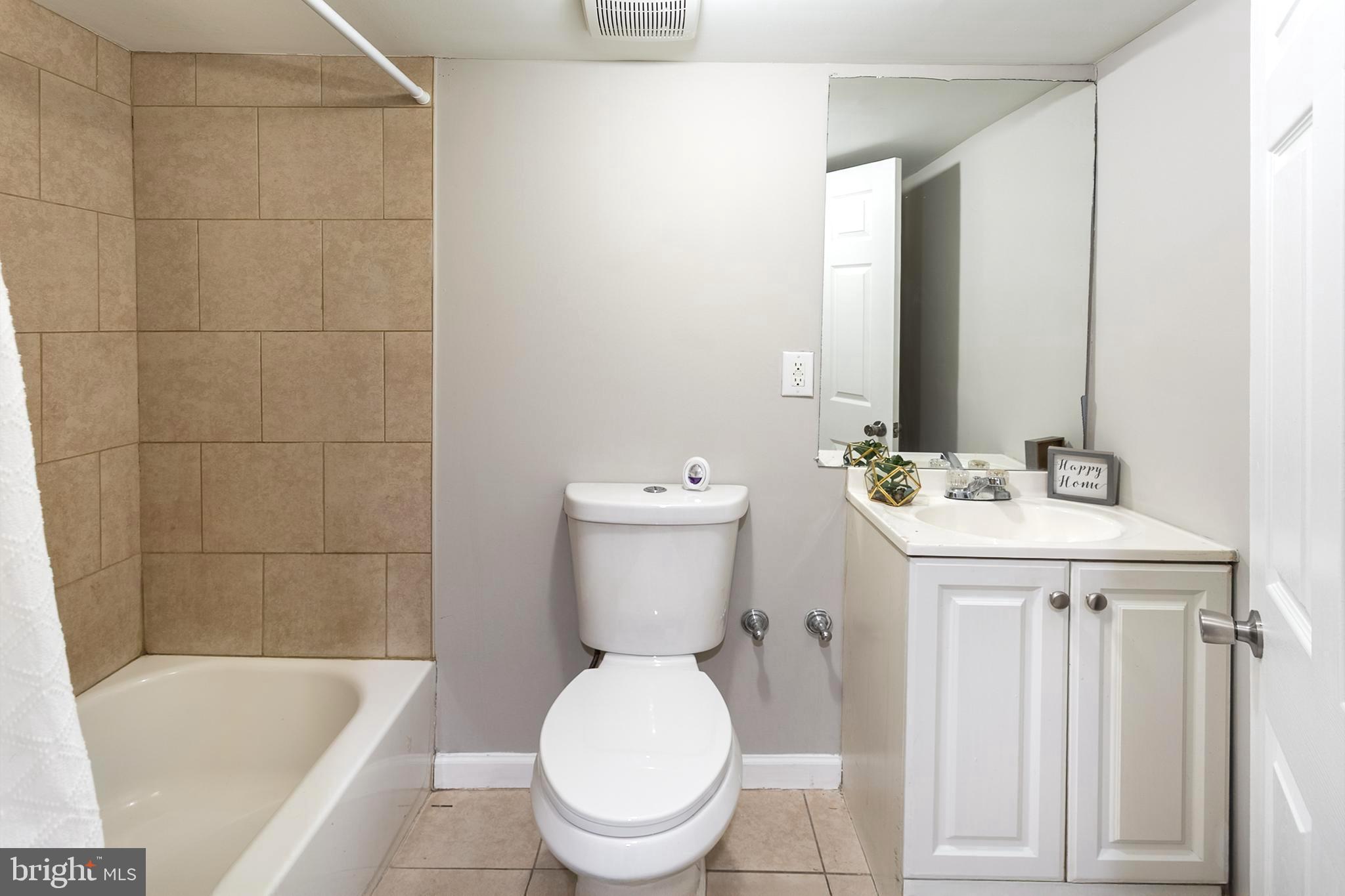 2733 The Alameda Baltimore, MD 21218 - Photo 23 of 26