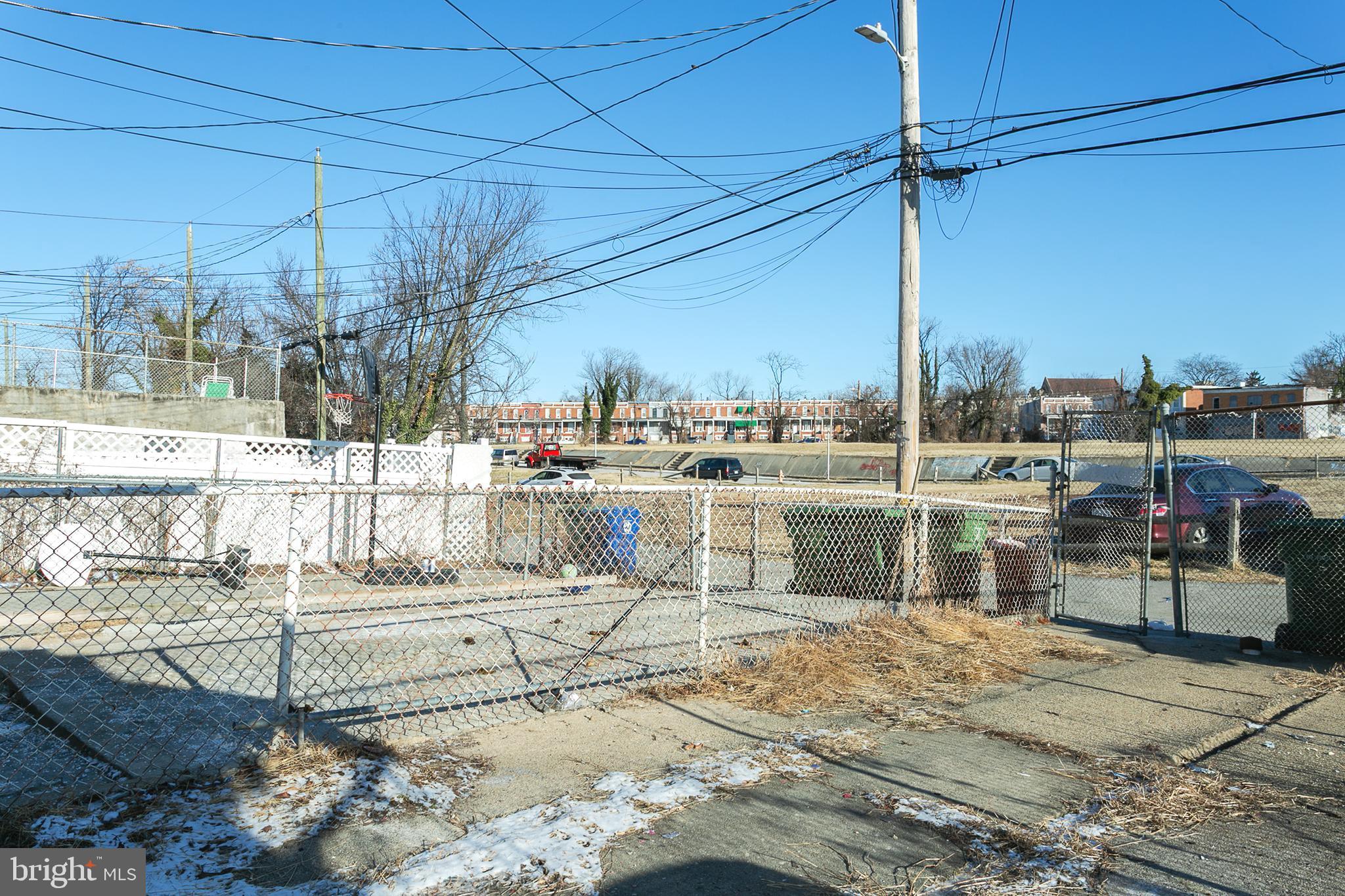 2733 The Alameda Baltimore, MD 21218 - Photo 25 of 26