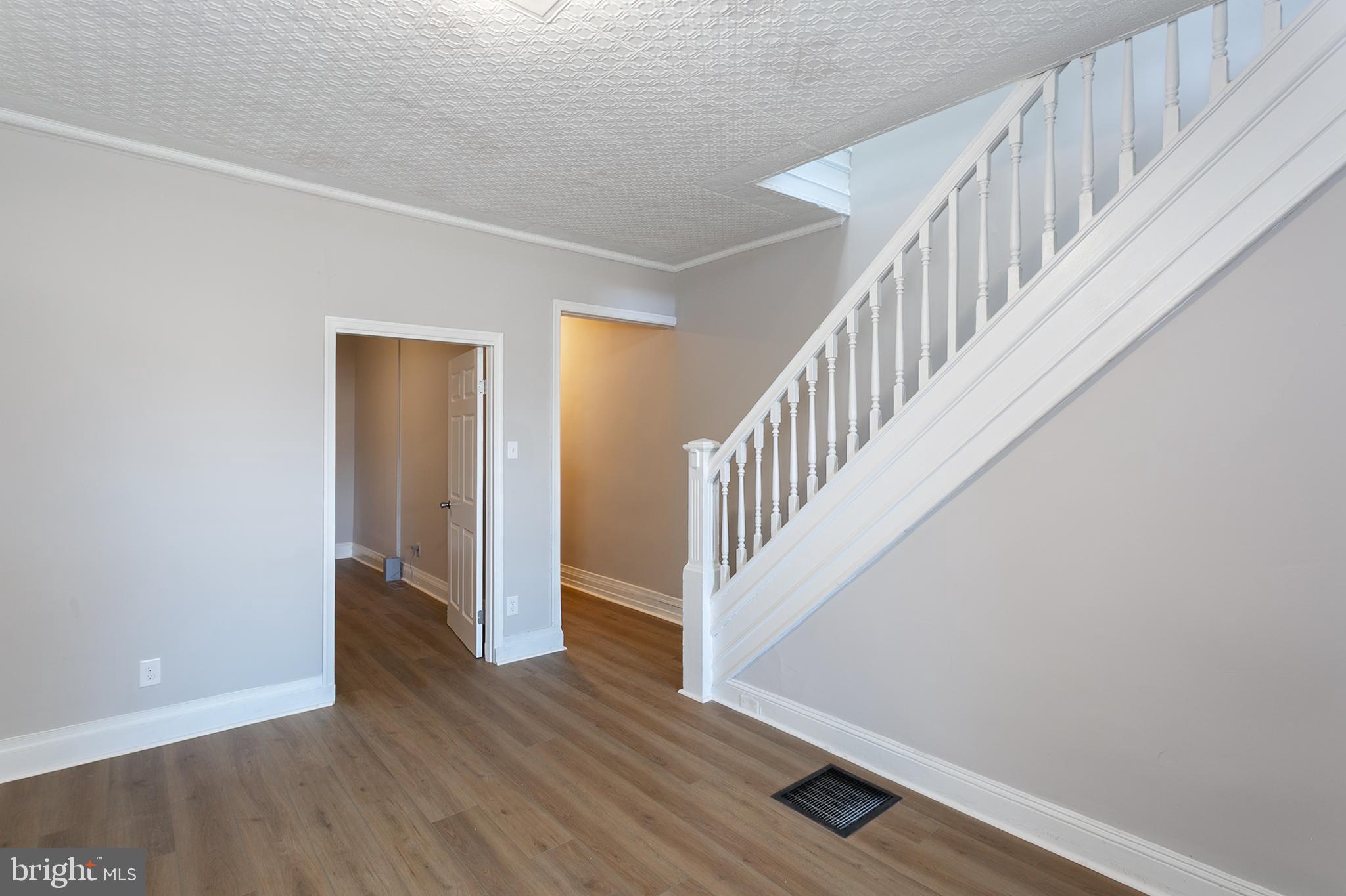 2733 The Alameda Baltimore, MD 21218 - Photo 7 of 26