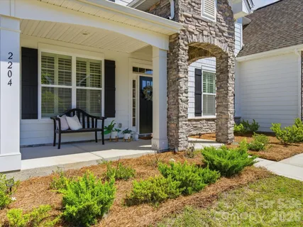 $720,000 | 2204 Skybrook Oaks Drive, Huntersville, NC 28078
