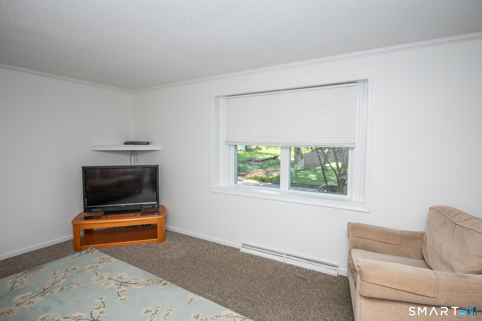 7 Raynham Road East Haven, CT 06512 - Photo 9 of 32 Gallery Image 9