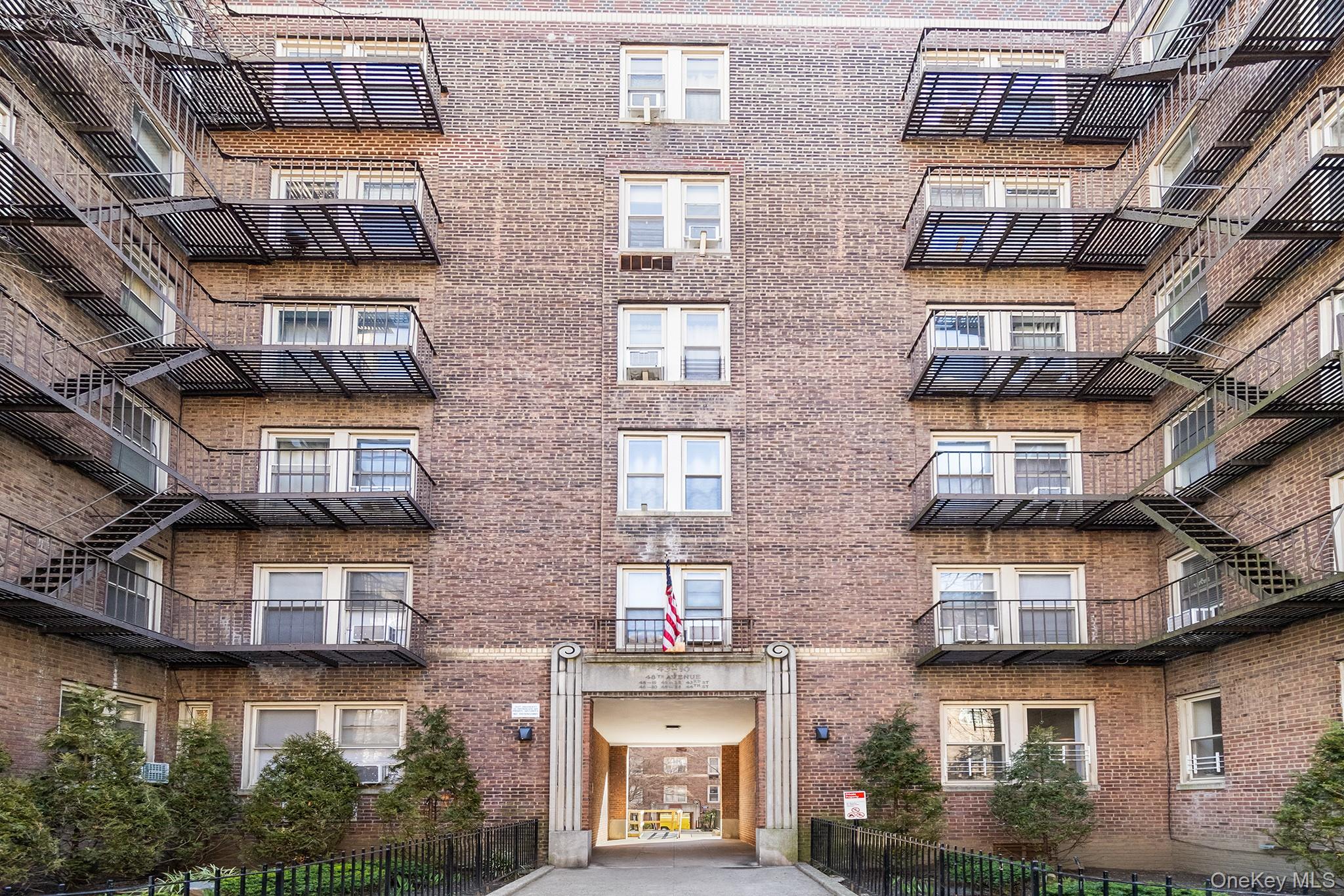 43-10 48th Avenue, Unit 2F Queens, NY 11377 - Photo 11 of 14