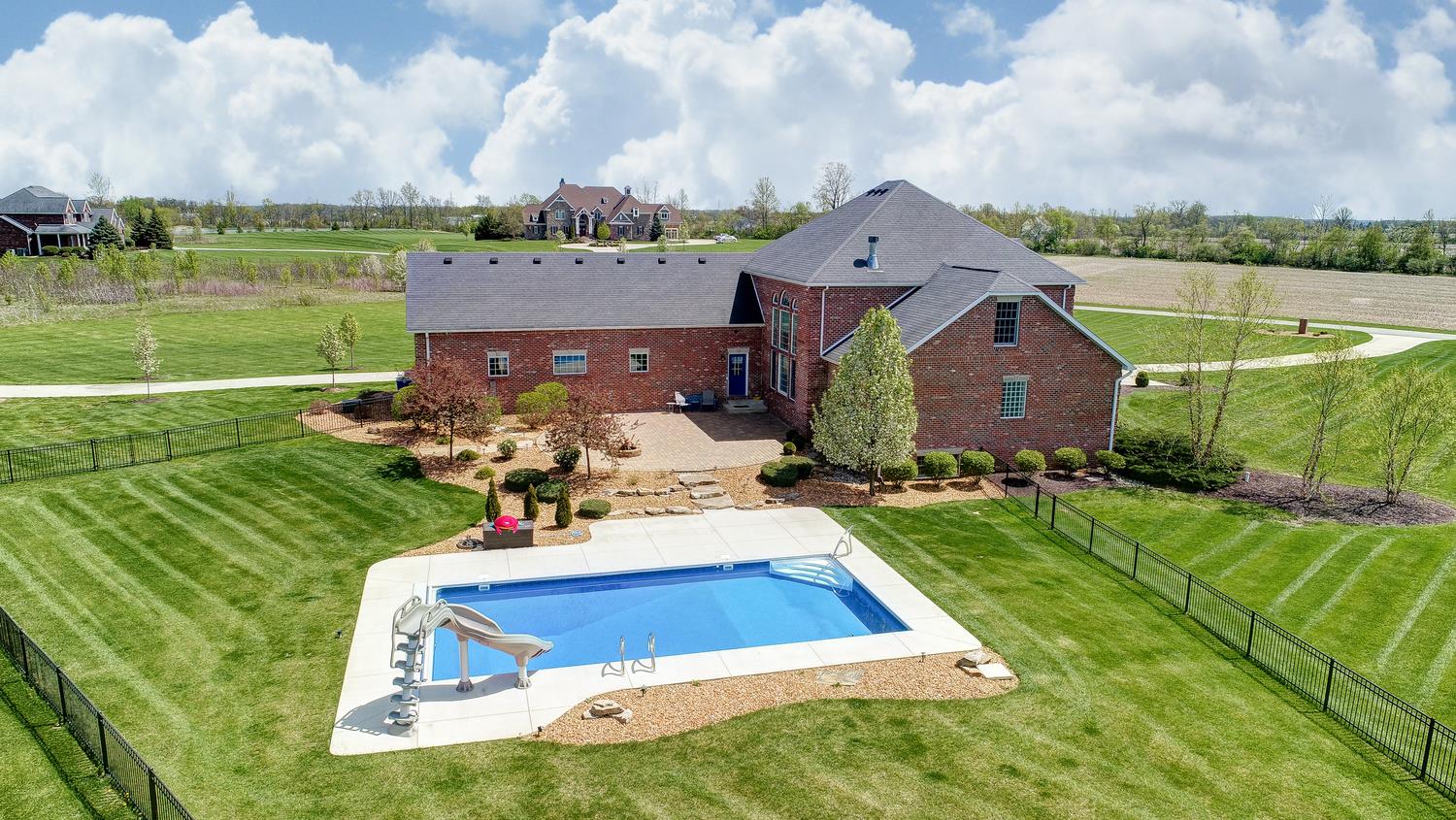 7314 Schwartz Road Fort Wayne, IN 46835 - Photo 6 of 36 Gallery Image 6