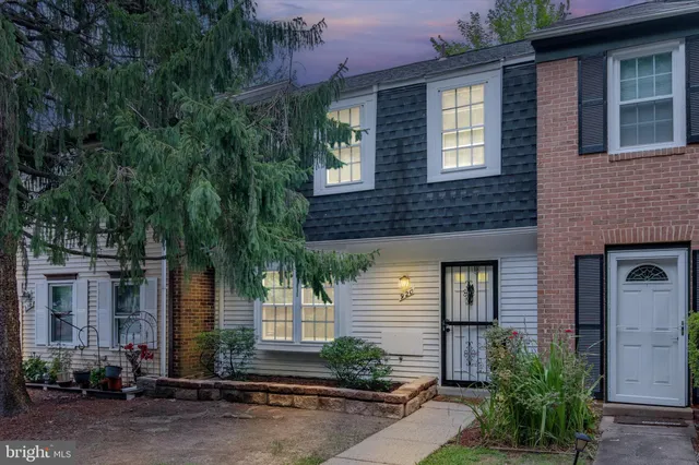 $430,000 | 920 Windsor Court, Sterling, VA 20164