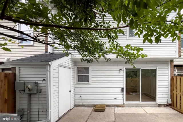 $430,000 | 920 Windsor Court, Sterling, VA 20164