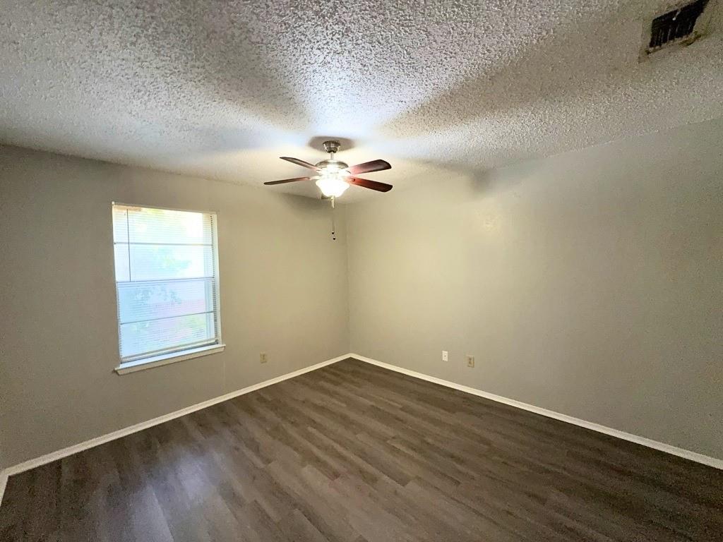 219 Fry Street, Unit 6 Denton, TX 76201 - Photo 17 of 21
