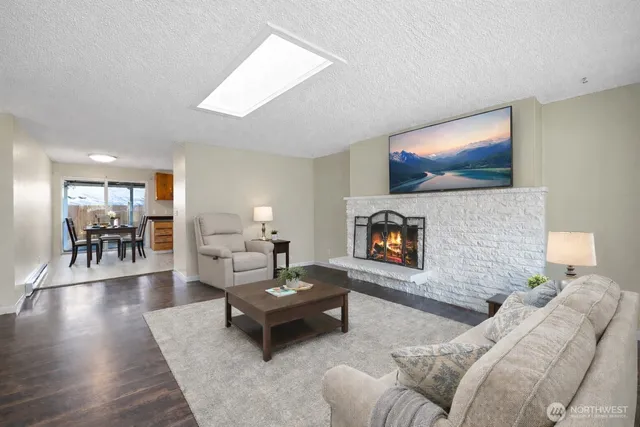 $599,999 | 28602 46th Avenue South, Auburn, WA 98001