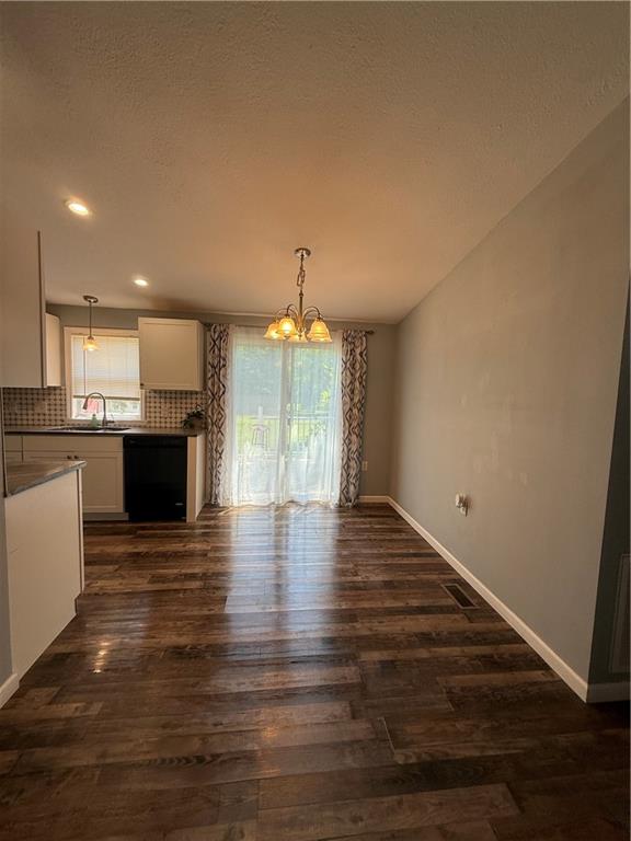 193 Southeast 51 Road Warrensburg, MO 64093 - Photo 10 of 27