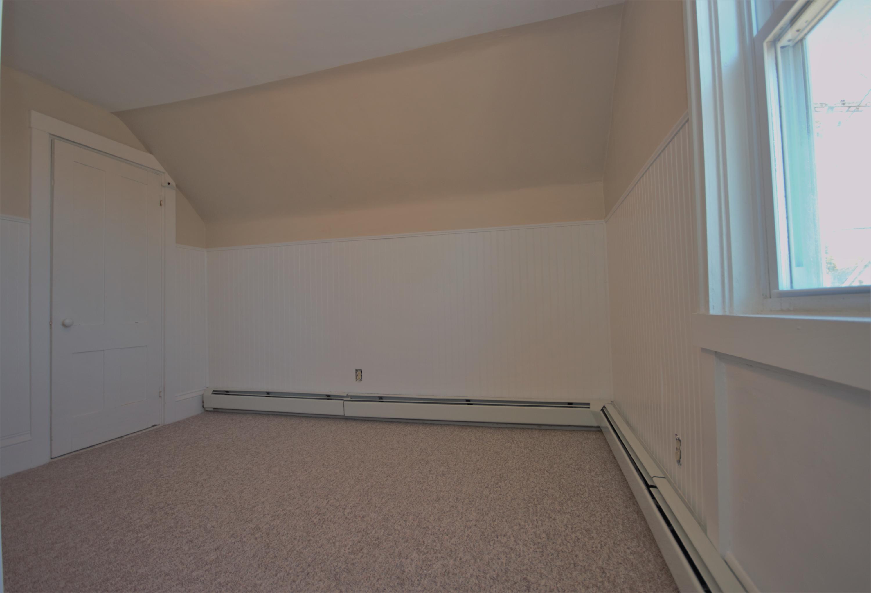 22 Rock Street Bangor, ME 04401 - Photo 30 of 40 26