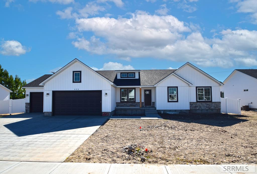 220 Huntington Street, Idaho Falls, ID 83404 Compass