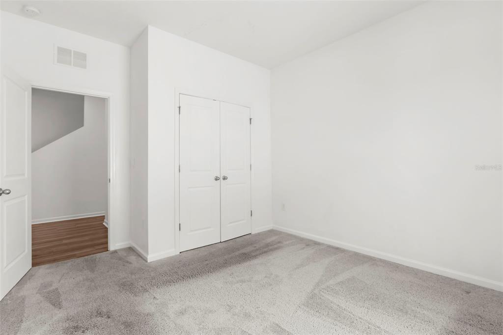 1038 Kelly Fern Loop Ruskin, FL 33570 - Photo 15 of 34 a view of small space