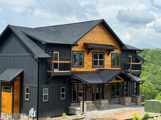 $2,750,000 | 5 Caney Creek, Pigeon Forge, TN 37863