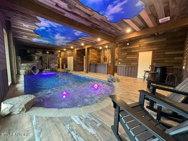 $2,750,000 | 5 Caney Creek, Pigeon Forge, TN 37863