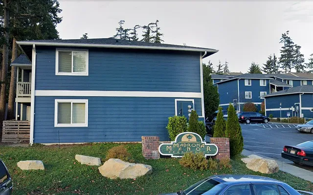 $963 | 890 Southwest Kimball Drive, Oak Harbor, WA 98277