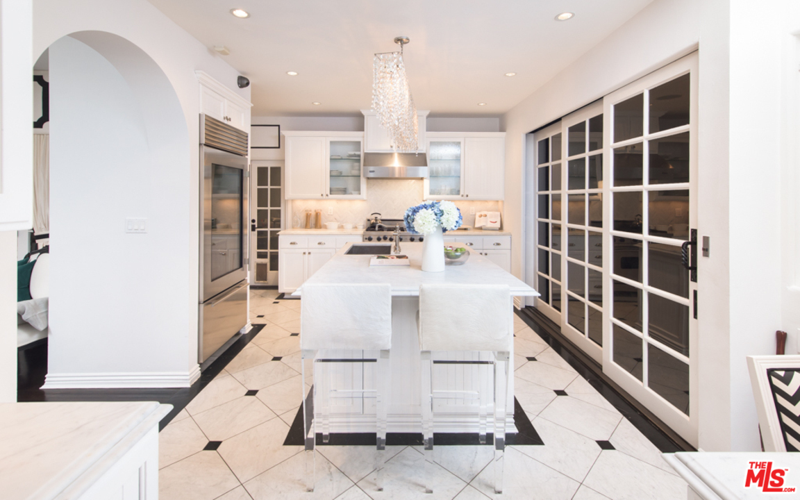 1467 North Kings Road West Hollywood, CA 90069 - Photo 8 of 30