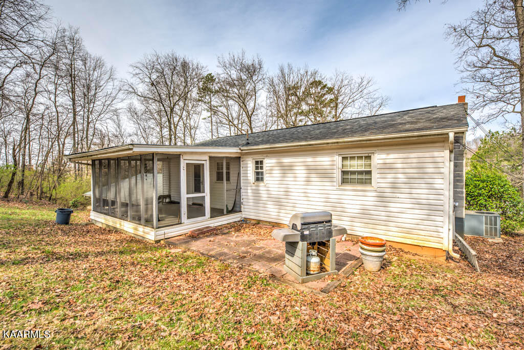 7108 Rising Road Knoxville, TN 37924 - Photo 11 of 22 220315Rsng7108.81
