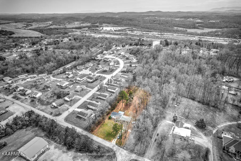 7108 Rising Road Knoxville, TN 37924 - Photo 5 of 22 220315Rsng7108.6-9