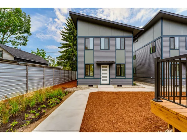 $350,000 | 9 North Monroe Street, Unit D, Eugene, OR 97402