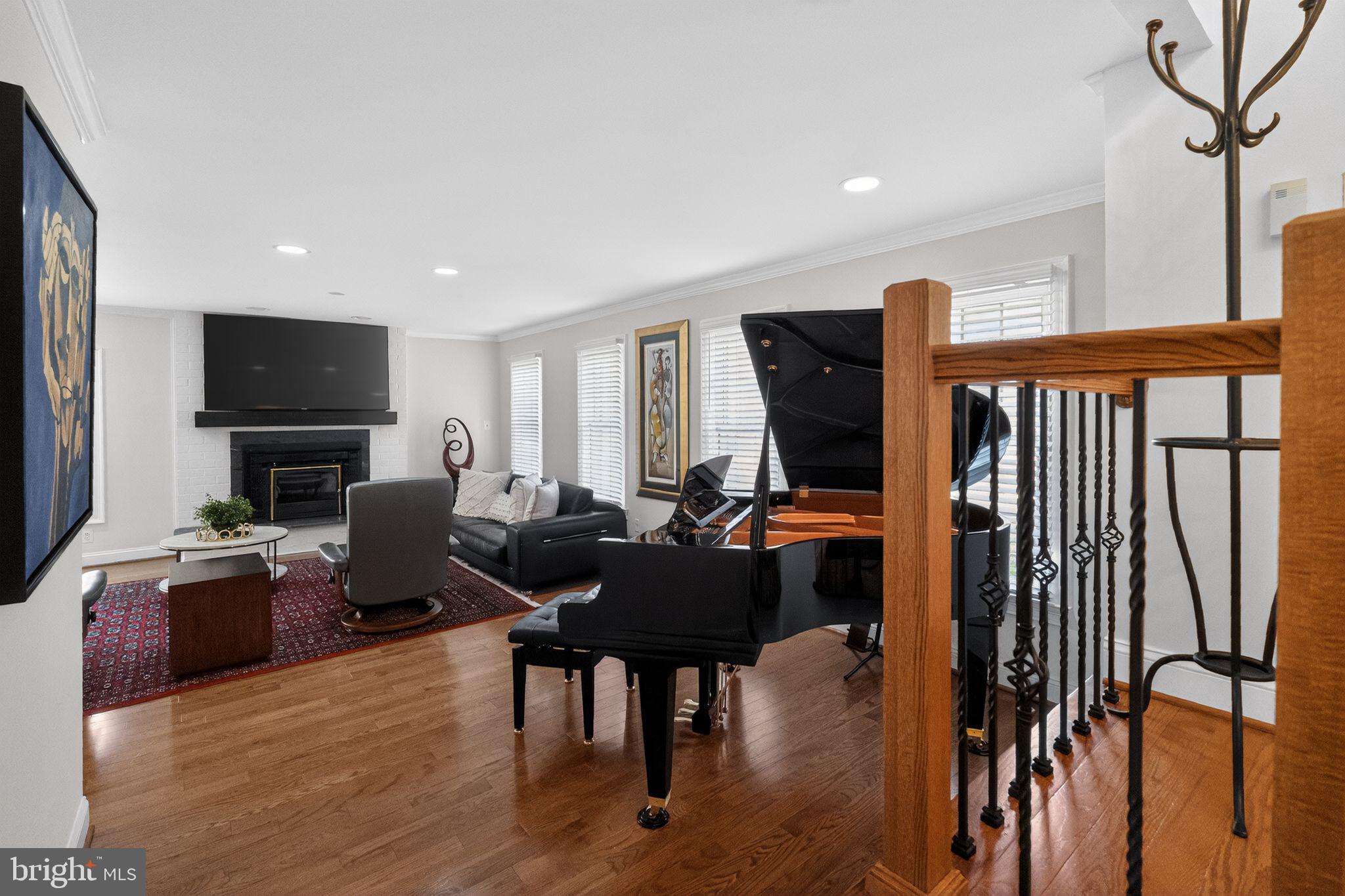 11728 Stuart Mill Road Oakton, VA 22124 - Photo 19 of 68