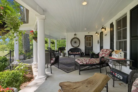 $2,249,000 | 4929 Snow Creek Road, Santa Fe, TN 38482