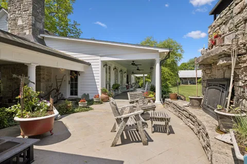 $2,249,000 | 4929 Snow Creek Road, Santa Fe, TN 38482