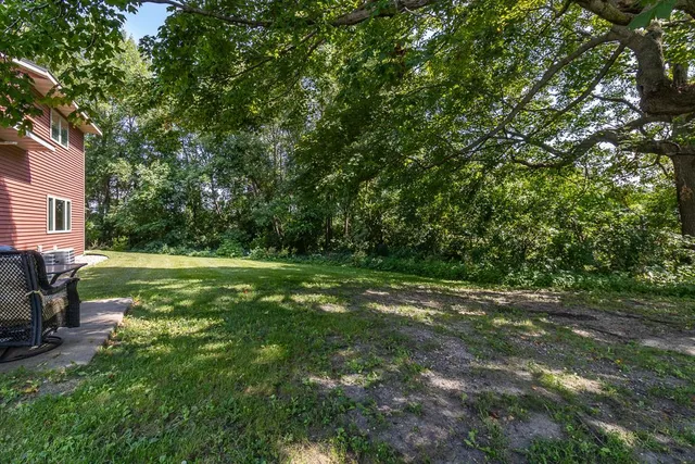 $425,000 | 101 Duck Lake Avenue North, Madison Lake, MN 56063