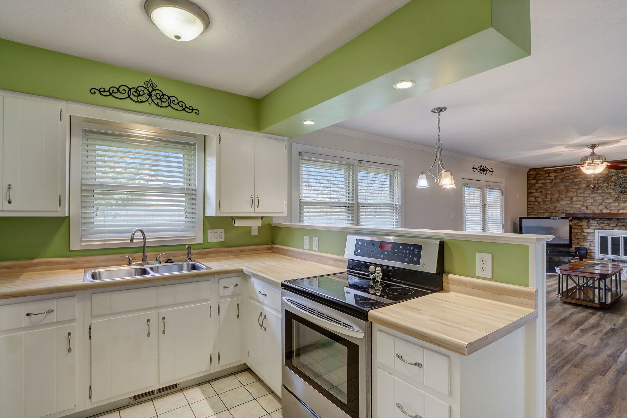 2212 Fisher Road Indianapolis, IN 46239 - Photo 16 of 40 Gallery Image 16