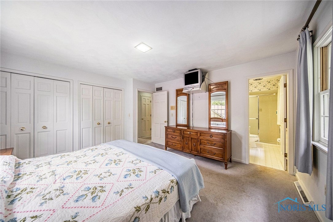 3033 Plumbrook Road Maumee, OH 43537 - Photo 16 of 35 Gallery Image 16