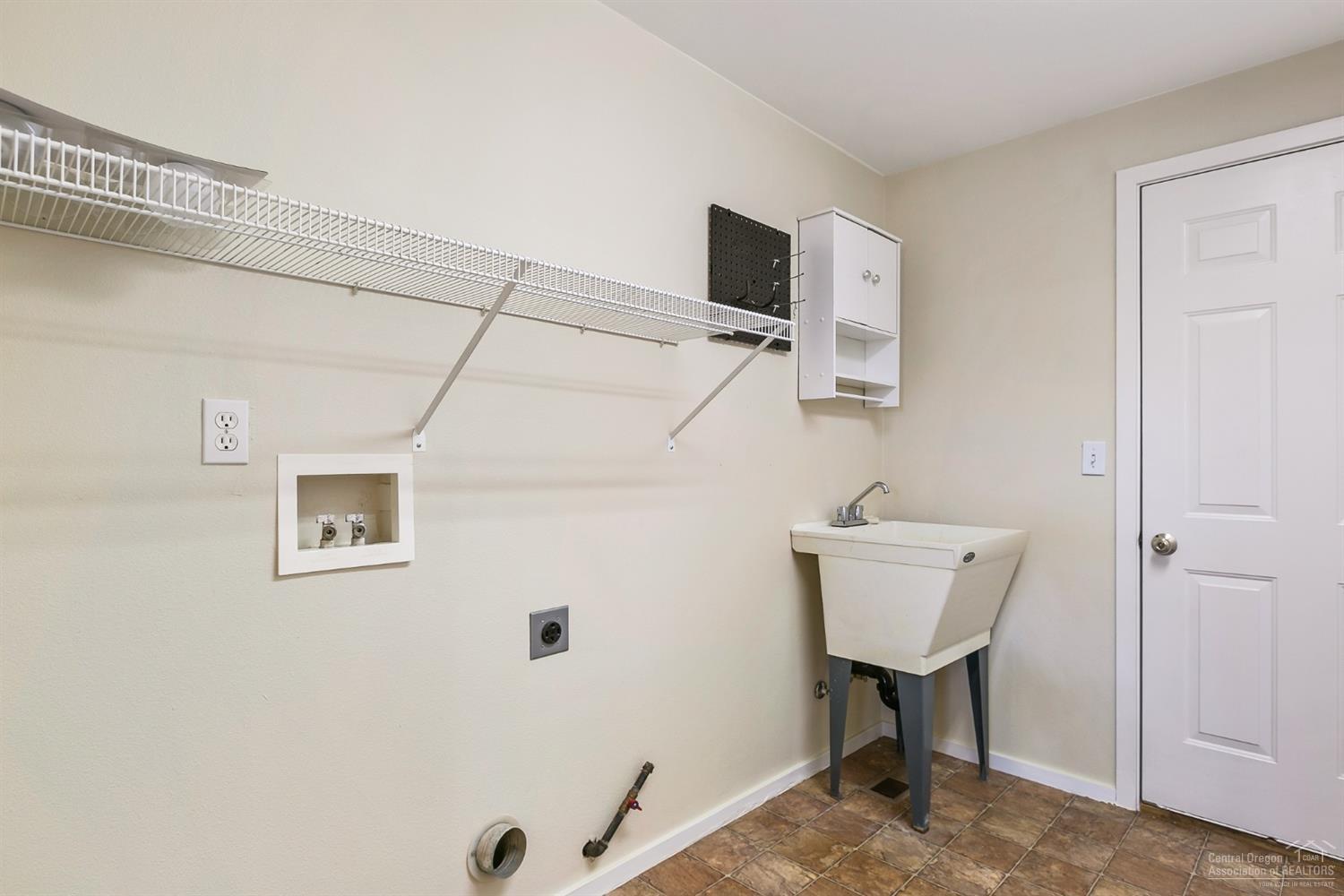 808 Northeast Tierra Road Bend, OR 97701 - Photo 14 of 17 Additional Photo
