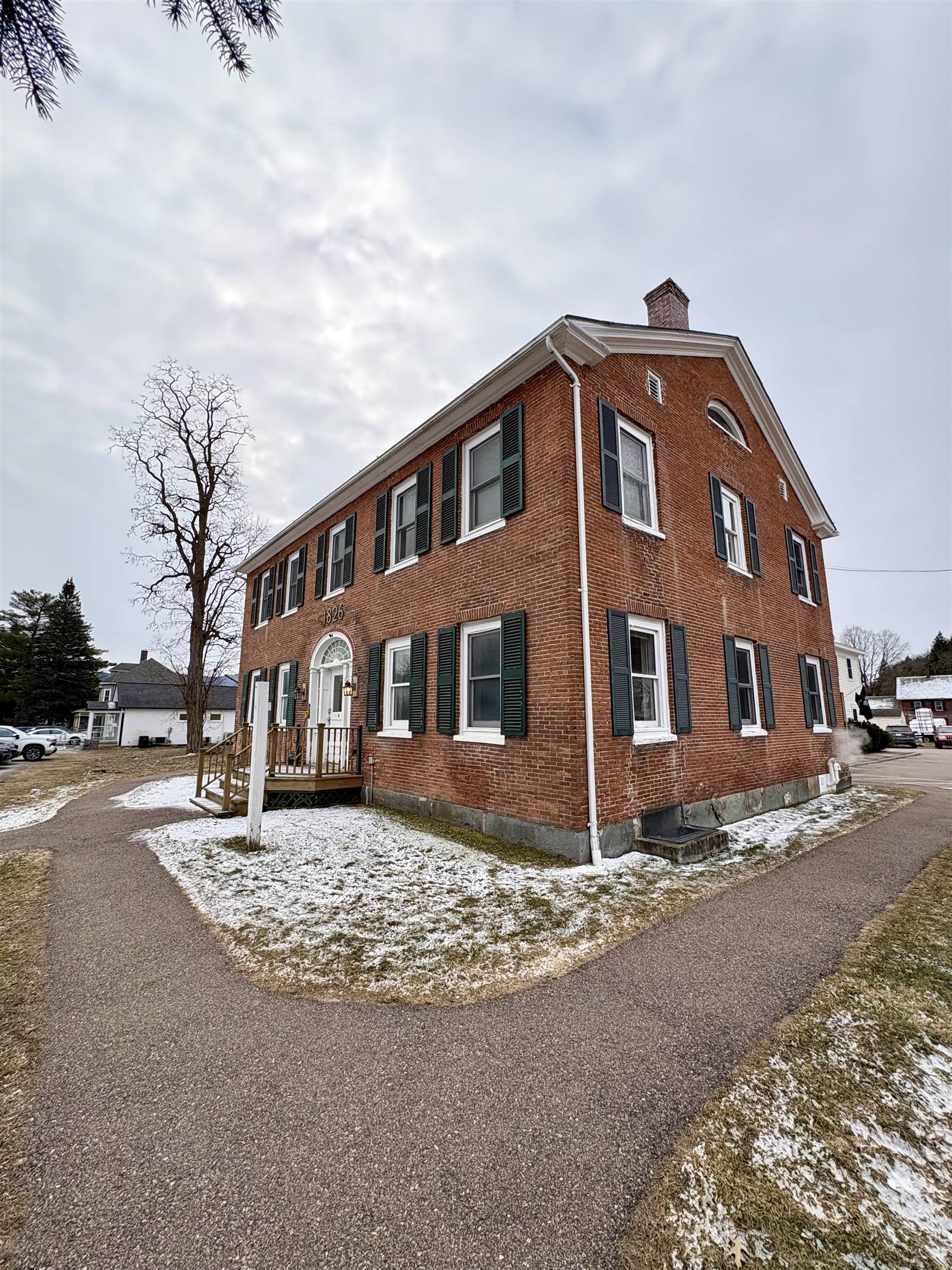 71 South Main Street Cambridge, VT 05444 - Photo 3 of 48