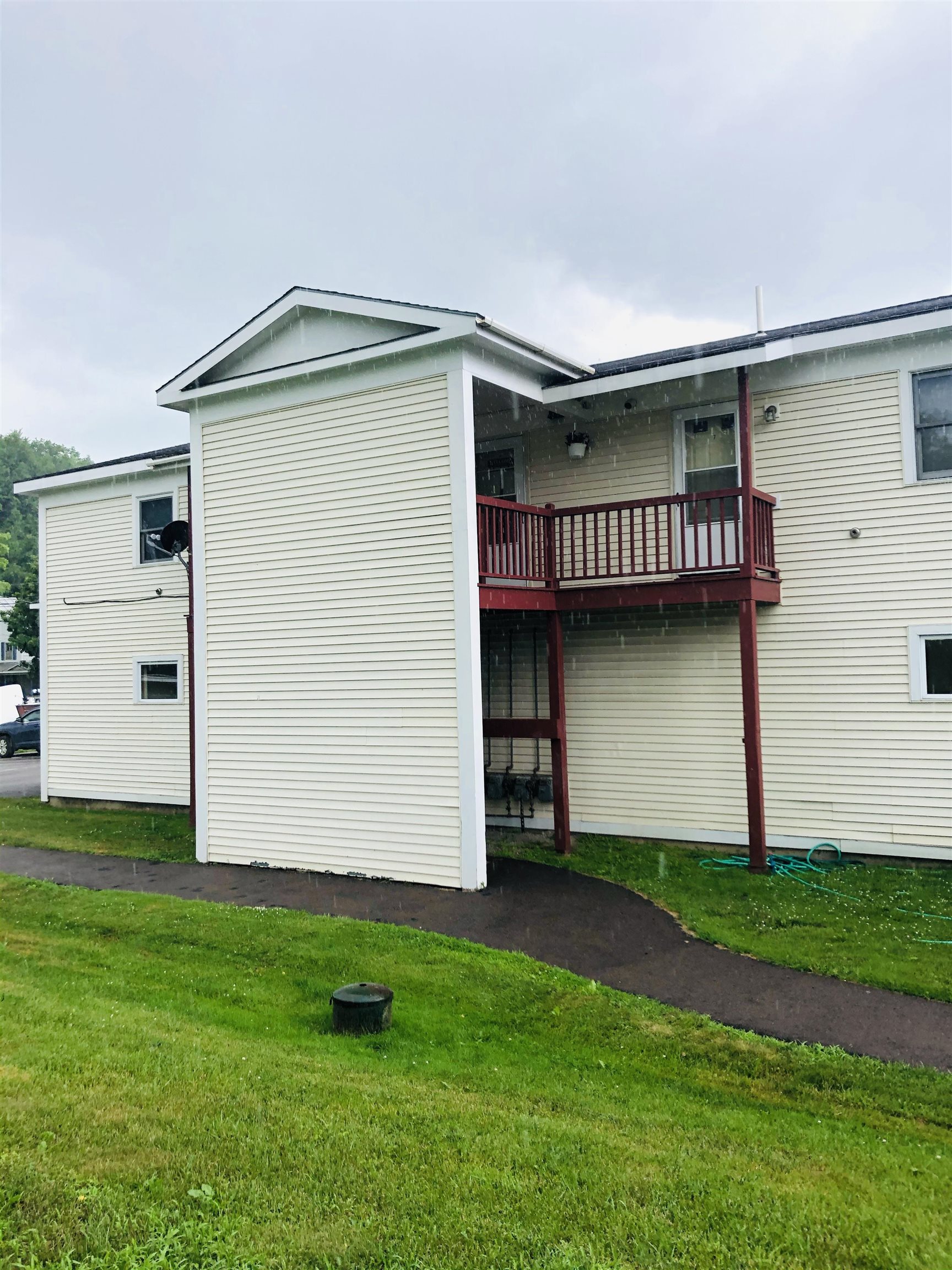 71 South Main Street Cambridge, VT 05444 - Photo 9 of 48