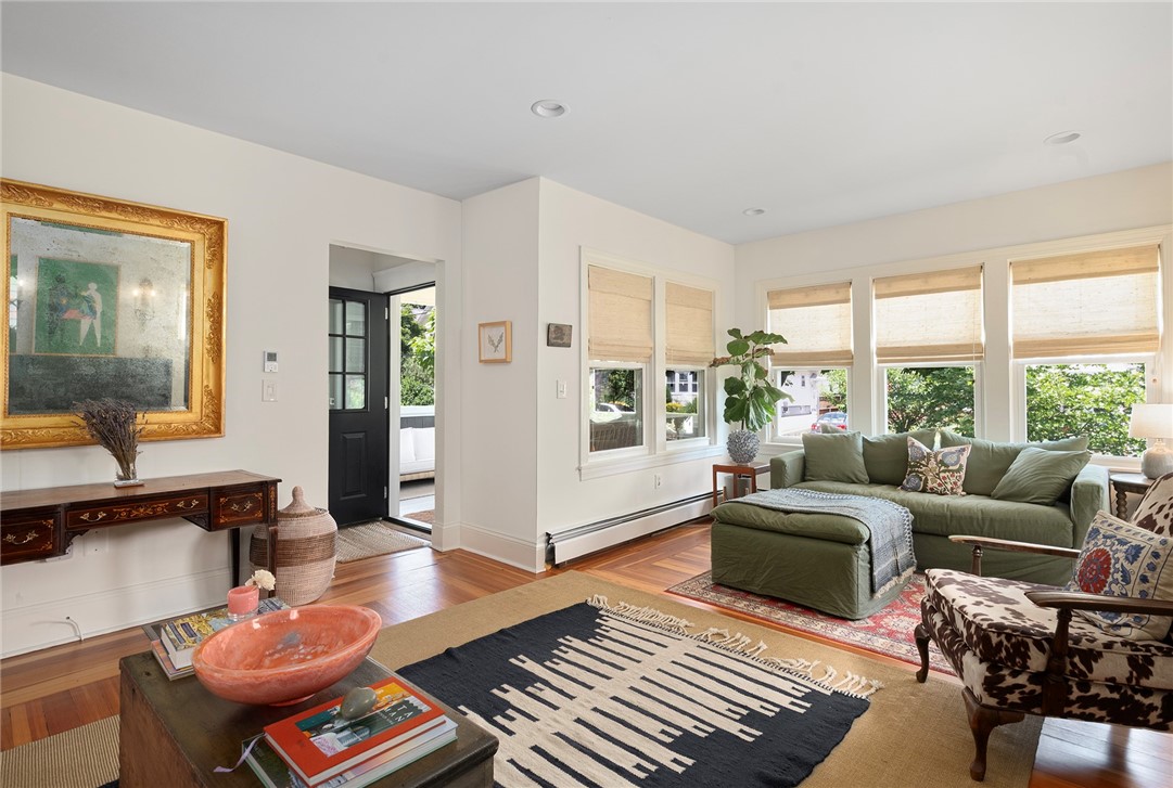 229 6th Street Providence, RI 02906 - Photo 8 of 46
