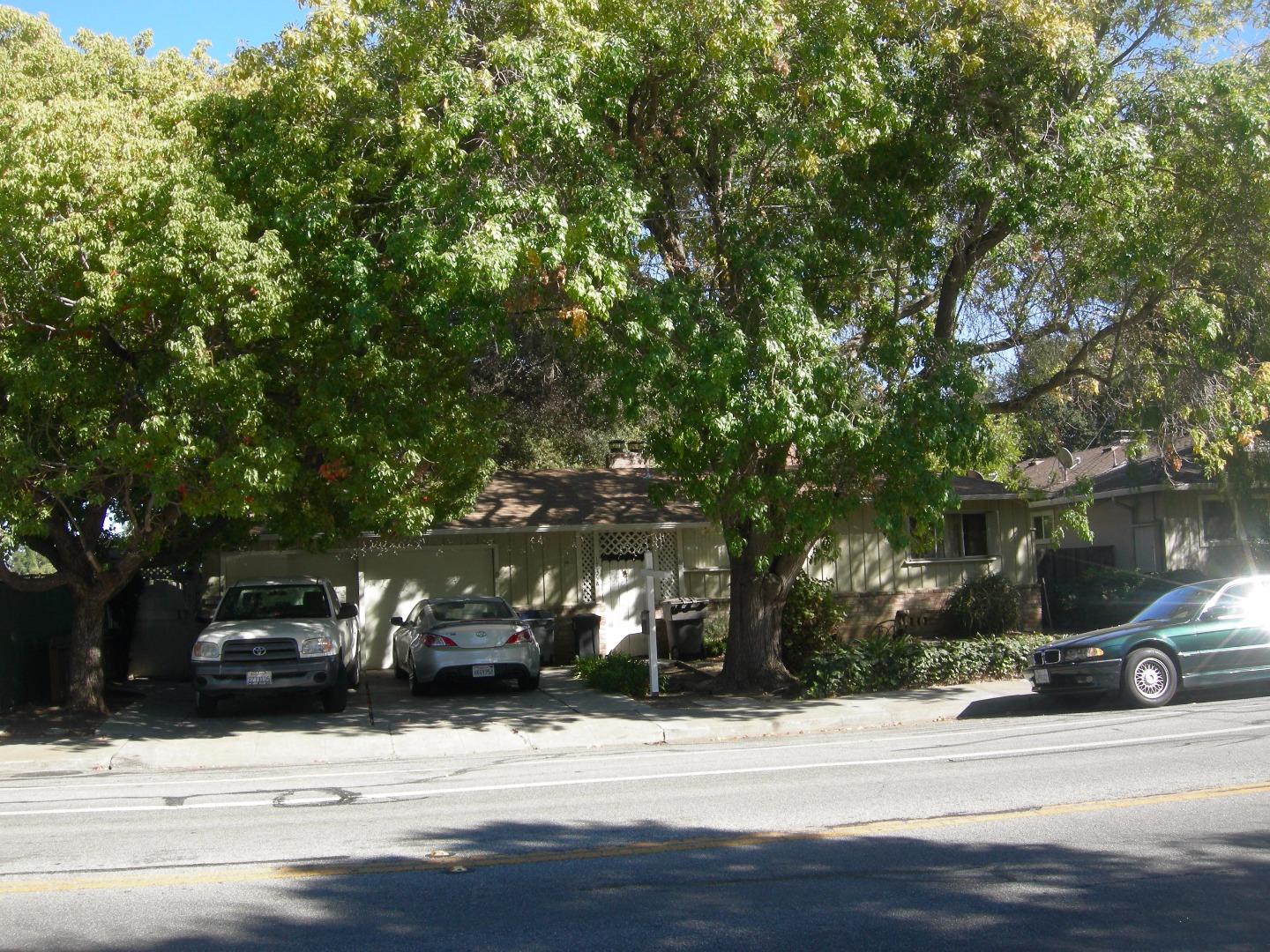 1735 Springer Road Mountain View, CA 94040 - Photo 4 of 14