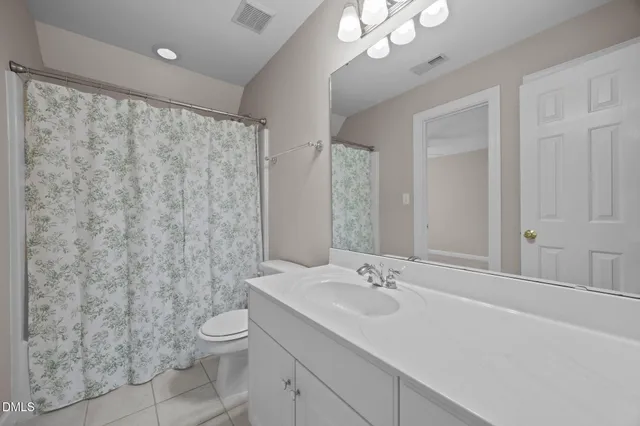 $769,000 | 7513 Orchard Crest Court, Apex, NC 27539