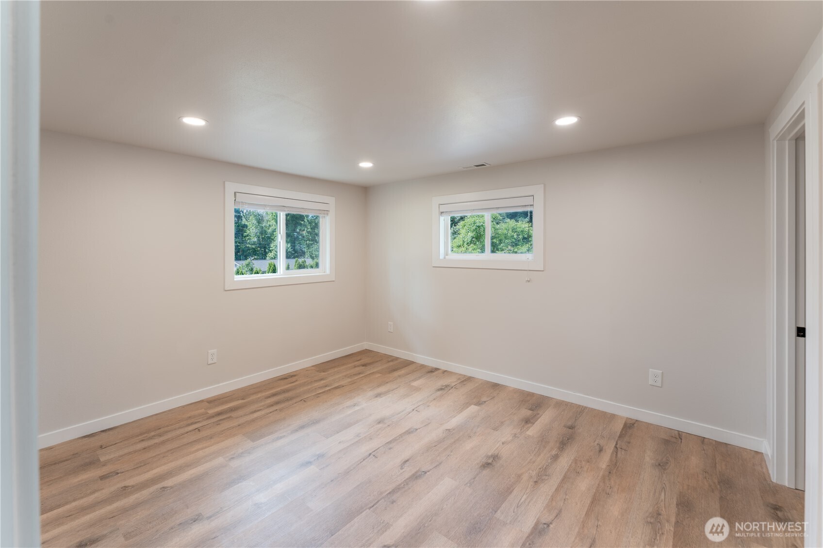 607 244th Street Southwest Bothell, WA 98021 - Photo 12 of 29