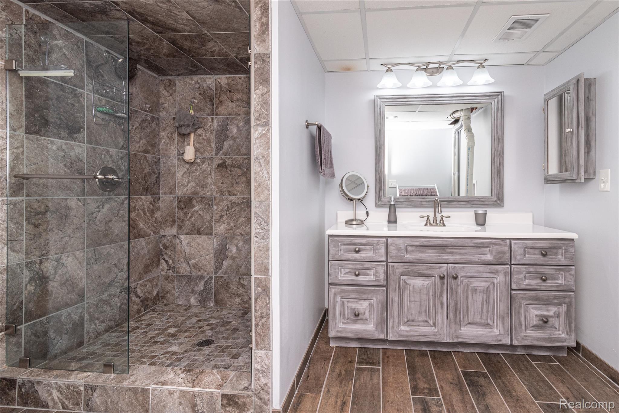22647 Deerfield Road Novi, MI 48375 - Photo 41 of 51 Heated Tile Floor