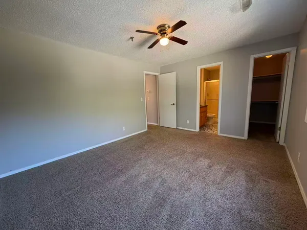 $1,750 | 1360 Brook Street, Unit F, St. Charles, IL 60174
