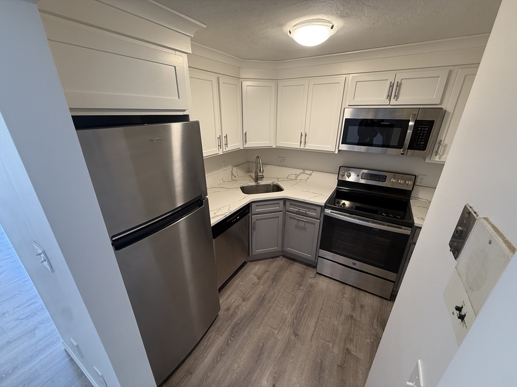 151 Providence Road, Unit H Grafton, MA 01519 - Photo 12 of 29