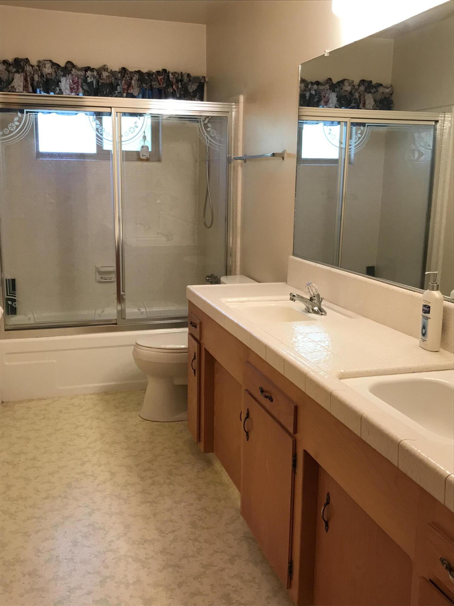 21990 Stone Meadows Road Palo Cedro, CA 96073 - Photo 24 of 26 Bathroom 2