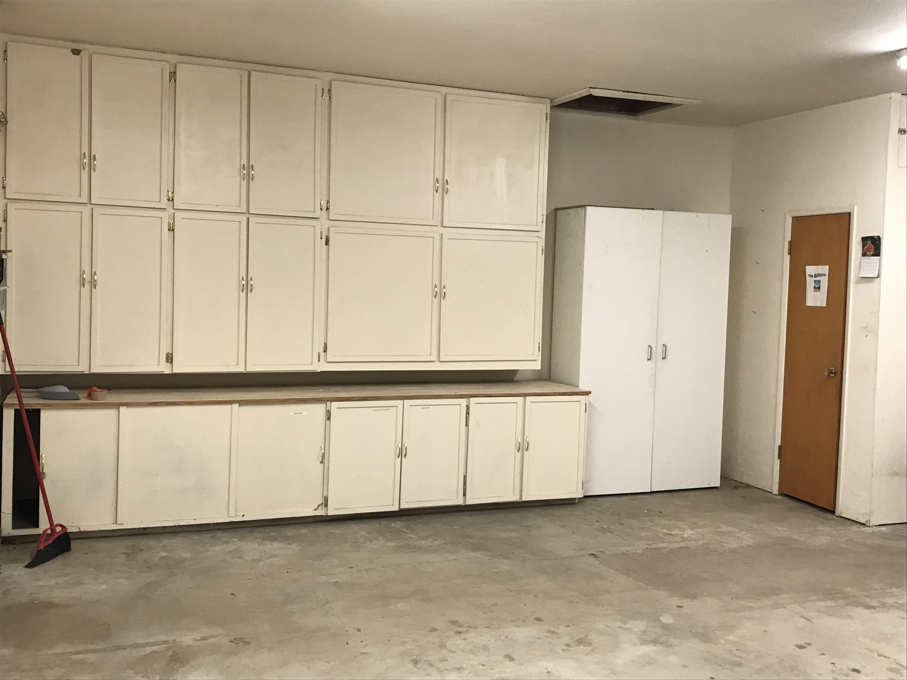21990 Stone Meadows Road Palo Cedro, CA 96073 - Photo 25 of 26 Garage cabinets
