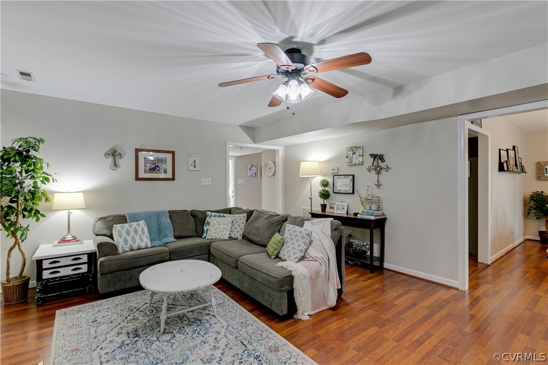 13137 Middle Ridge Way Henrico, VA 23233 - Photo 8 of 50 Gallery Image 8