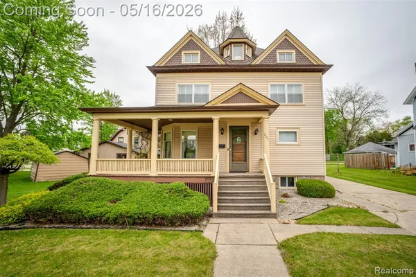 $250,000 | 207 North Pine River Street, Ithaca, MI 48847