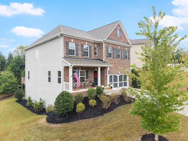 $725,000 | 5811 Lanier Valley Parkway, Buford, GA 30518