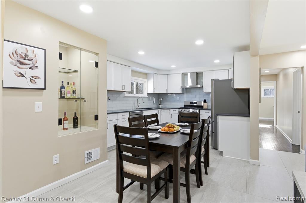 17901 Inkster Road Romulus, MI 48174 - Photo 12 of 44 Gallery Image 12