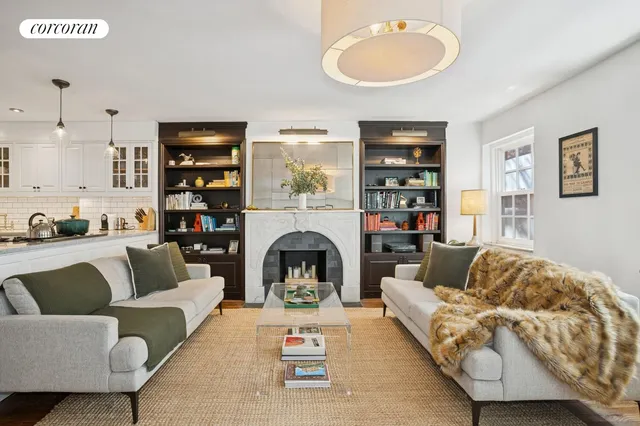 $2,395,000 | 443 West 24th Street, Unit G | Chelsea