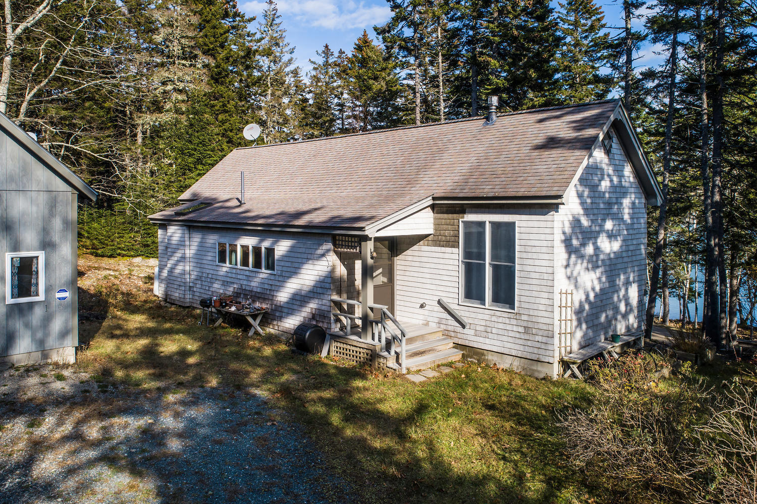 35 Tennis Road Deer Isle, ME 04627 - Photo 5 of 34 35 Tennis Road Deer Isle ME-large-003-00