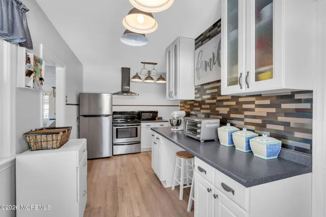 $2,700 | 242 Pennsylvania Avenue, Pine Beach, NJ 08741