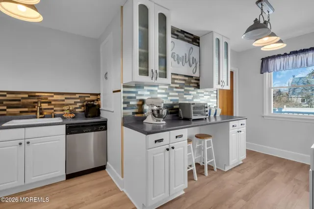 $2,700 | 242 Pennsylvania Avenue, Pine Beach, NJ 08741