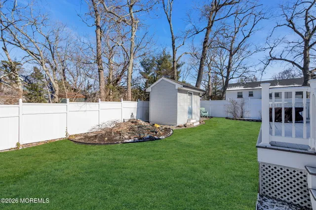 $2,700 | 242 Pennsylvania Avenue, Pine Beach, NJ 08741