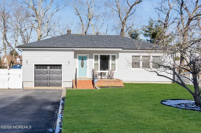 $2,700 | 242 Pennsylvania Avenue, Pine Beach, NJ 08741